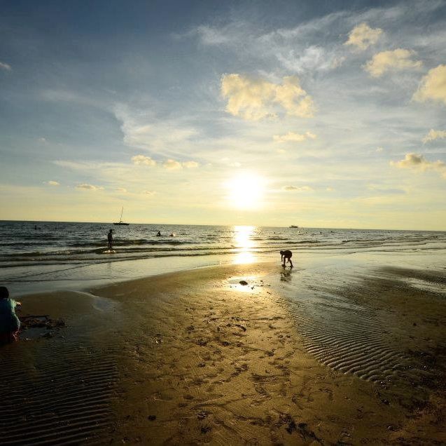 เกาะช้าง หาดทรายขาว 