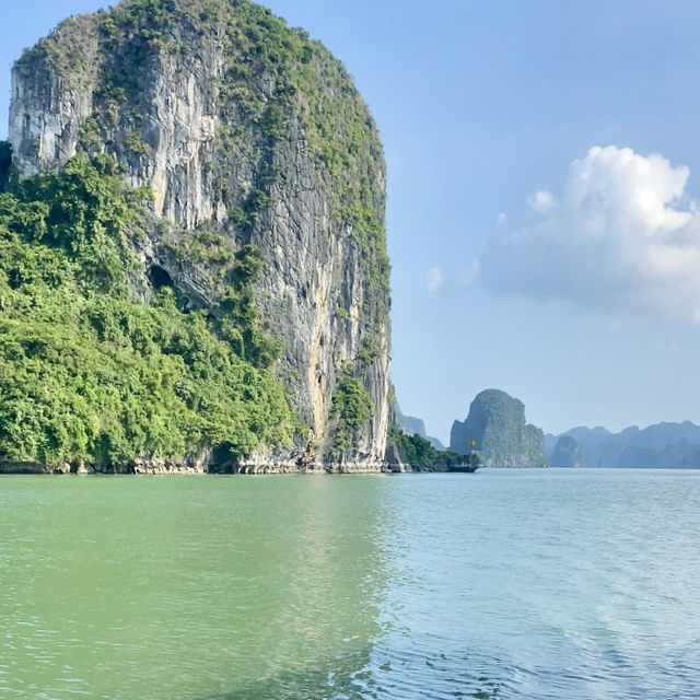 A Day in Ha Long Bay 🌊