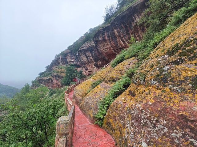 風景壯麗的中國版科羅拉多大峽谷遊玩攻略，