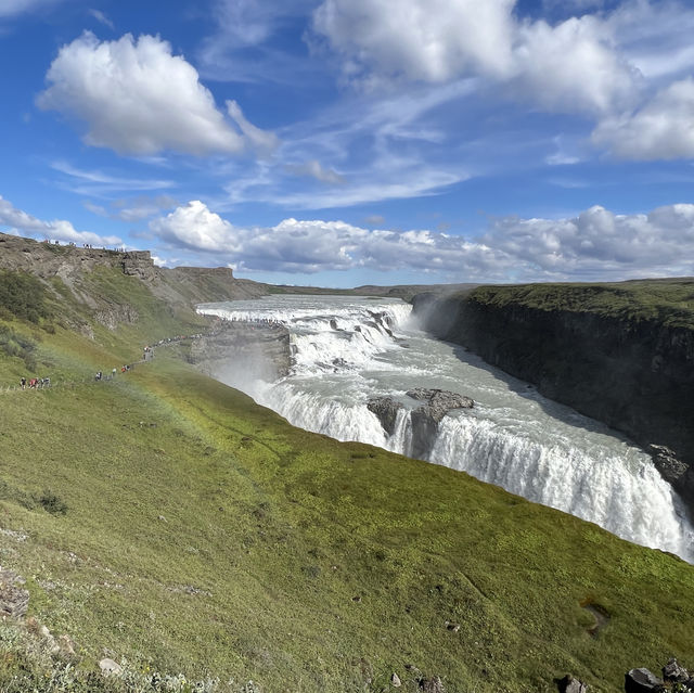 MUST GO: Majestic Gullfoss with rainbow