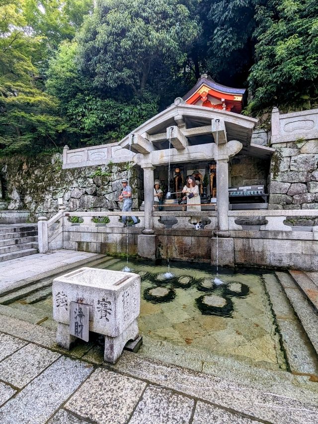 日本京都-來到京都必定造訪的人氣景點：清水寺