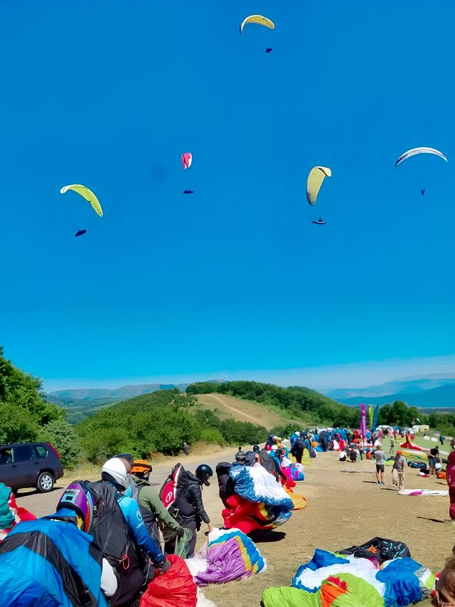 跟着我上天下海：普吉島滑翔傘