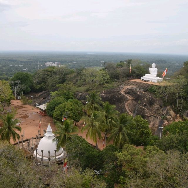 Breathtaking views from Mihintale hill 🇱🇰