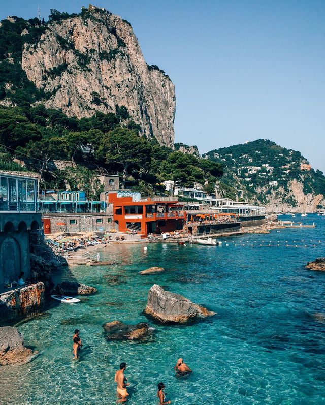 🌴🇮🇹 Capturing Capri: Timeless Memories of the Italian Paradise! 📸🌊