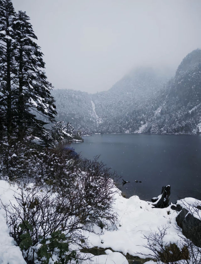 雪後的螺髻山，依然美得令人讚嘆