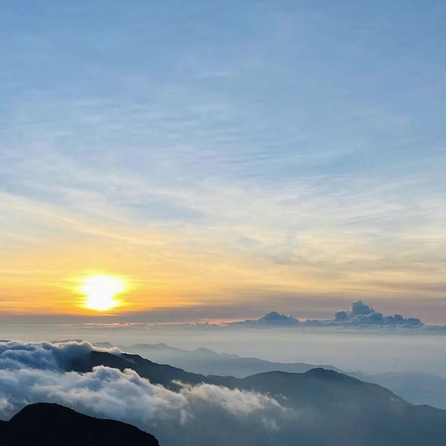 🏔️漫步在雲端｜台灣百岳之首「玉山 」