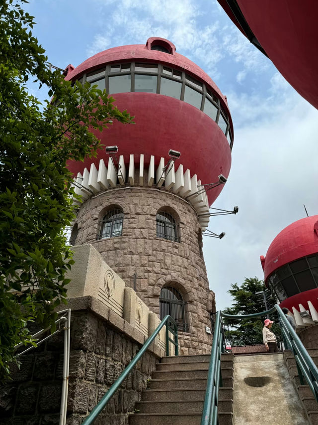 Signal Hill Park (信号山公园): A Panoramic View of Qingdao