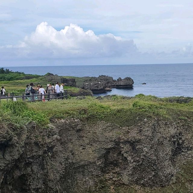 沖縄定番観光スポット！絶景、大自然を体感！万座毛