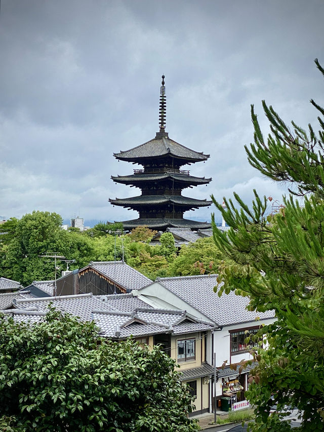 京都高台寺、靈山觀音、八坂塔。