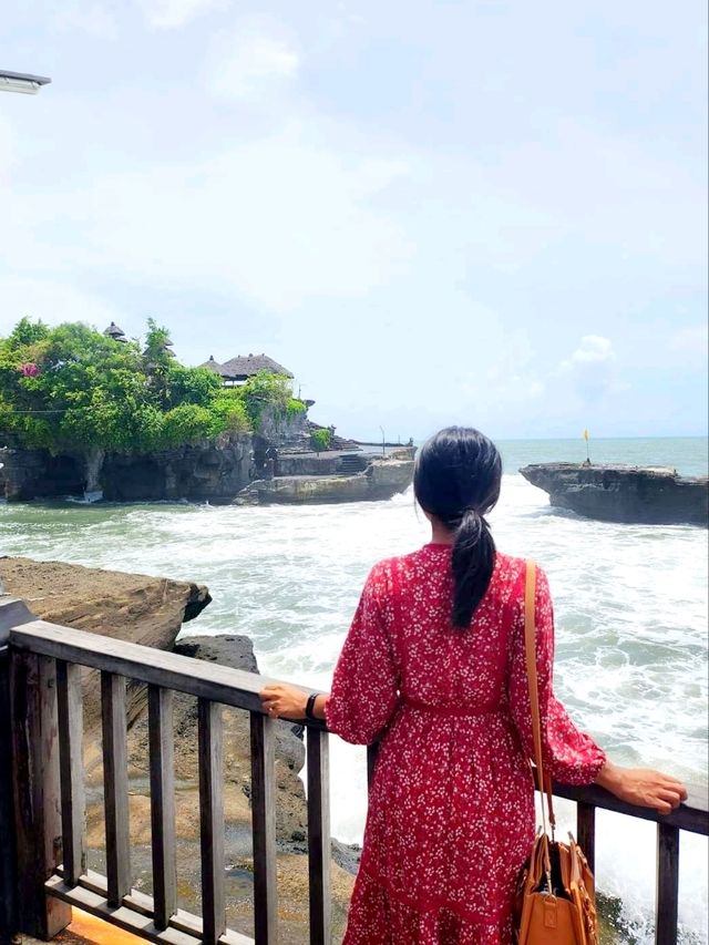 🇮🇩 Pura Luhur Tanah Lot in Bali, Indonesia