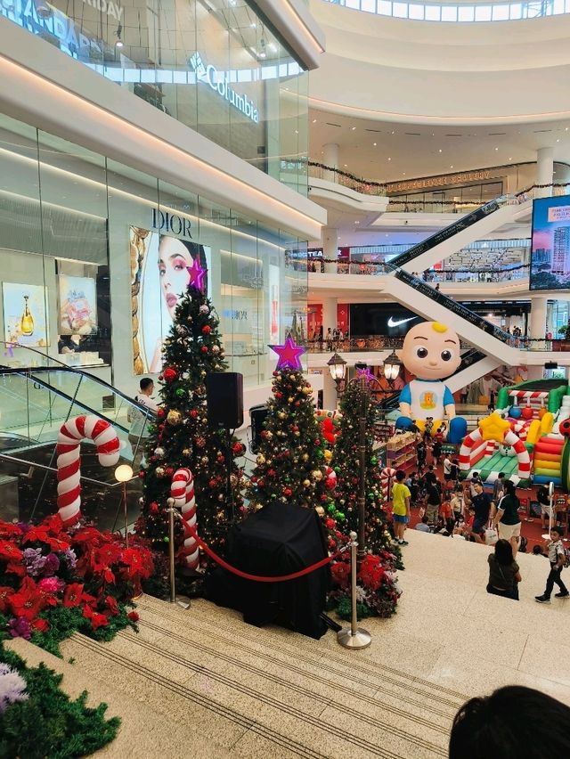 Repost - A Solo Journey to Christmas Cheer in KL