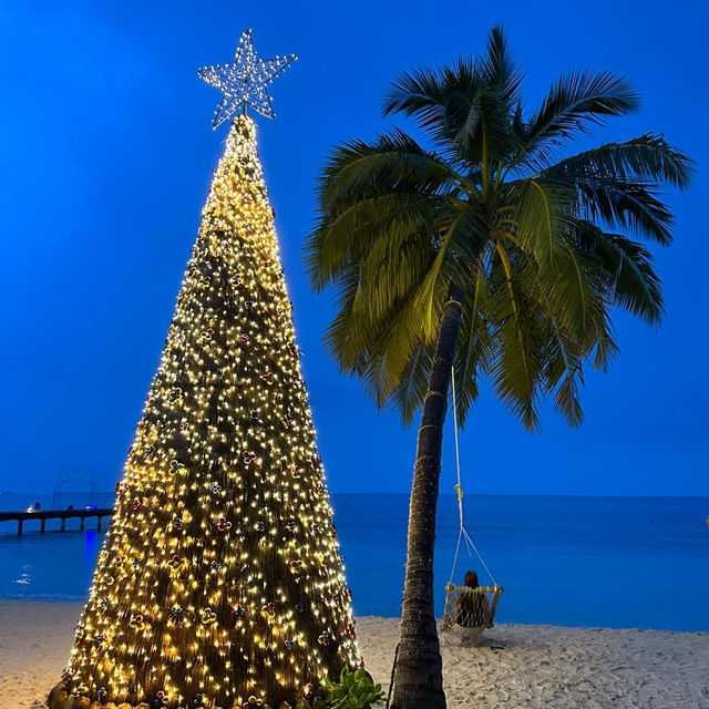 Holiday spirit is merry in Maldives 