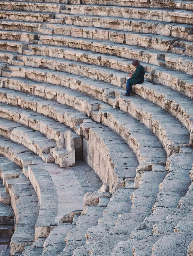  Roman Theater 