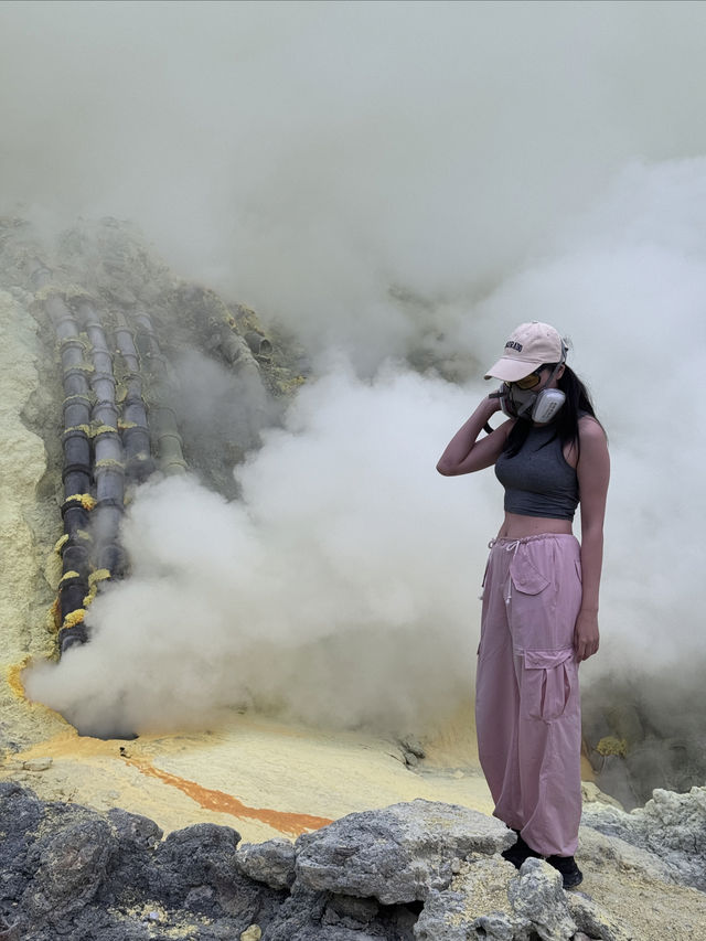 又危險又美麗——ijen火山