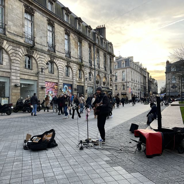 Bordeaux is a charming city!