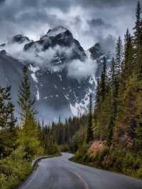 The Ultimate Canadian Road Trip in winter 