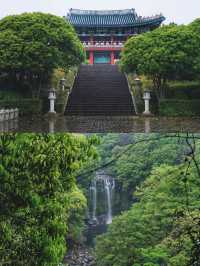 Cheonjeyeon Waterfall