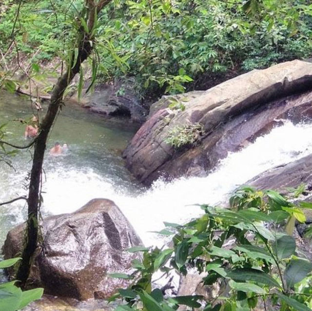 Thrilling Rafting Adventure at Similan Islands