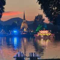 Beautiful Loi Krathong@Sukothai