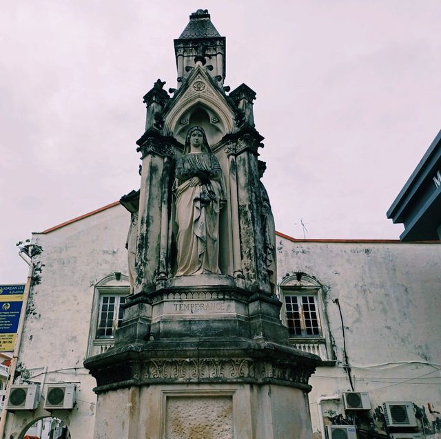 馬來西亞檳城喬治城著名古跡雕塑景點:Logan Memorial，世界文化遺產古跡，著名拍照📸打卡點