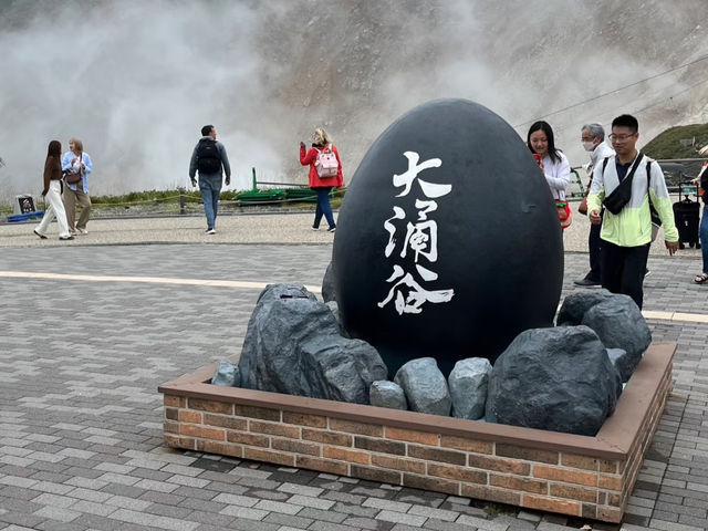 Steamy Views and Black Eggs: Exploring Owakudani’s Volcanic Wonders