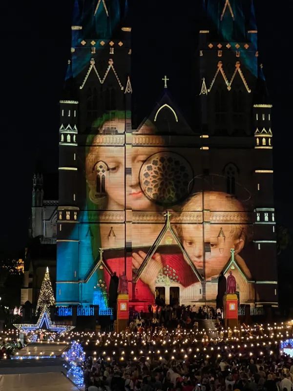 St Mary's Cathedral's Stunning Christmas Light Show