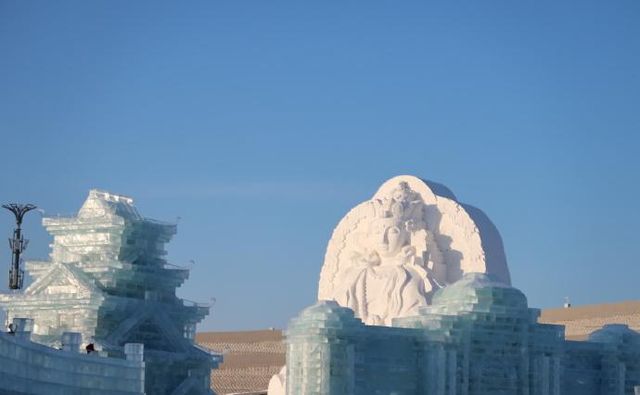 哈爾濱冰雪大世界：夢幻冰雪奇境