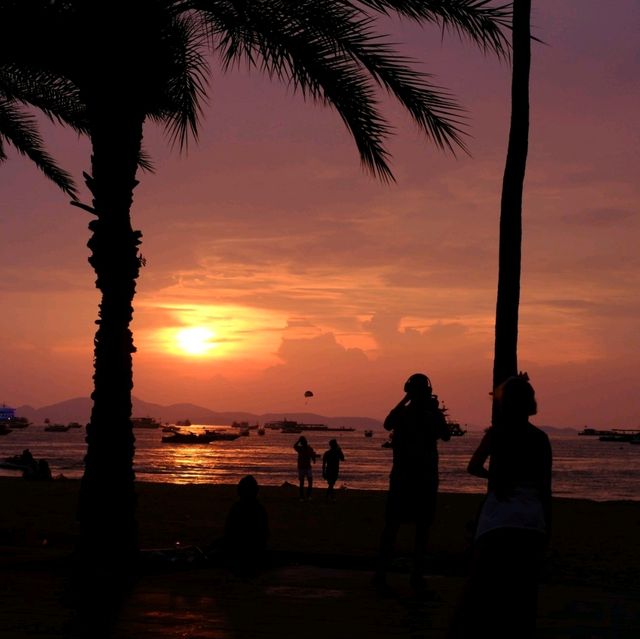 🇹🇭🇹🇭夕陽下的Pattaya🇹🇭🇹🇭🌄