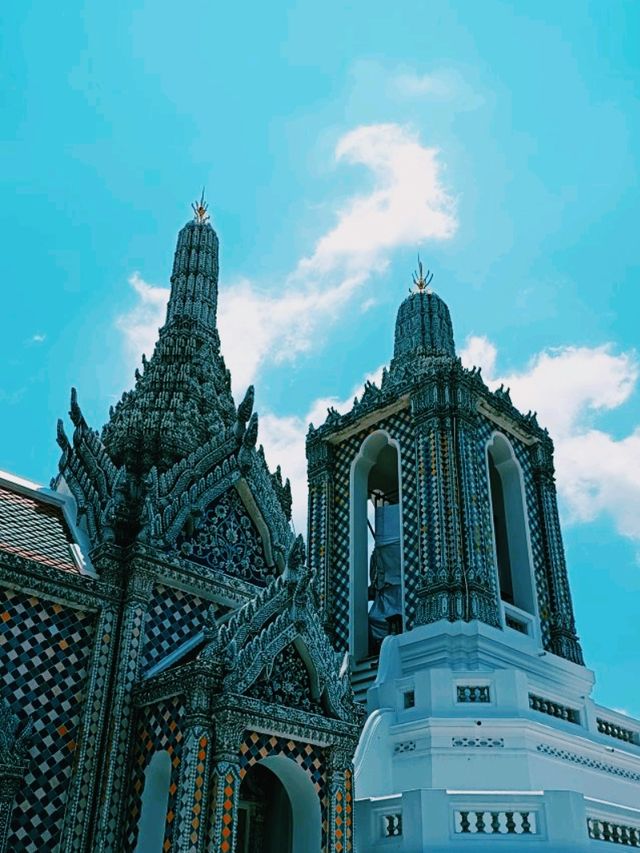 Magic of The Colours: Grand Palace Charm and Pride, Bangkok