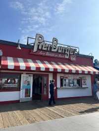 เที่ยว Santa Monica Pier ชายหาดอันโด่งดังของ LA