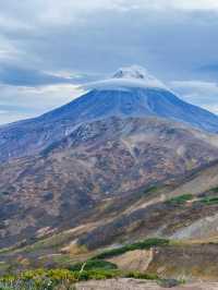 堪察加旅行絕美荒野之危險峽谷間歇泉。