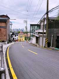 Daytime stroll at famous party district Itaewon