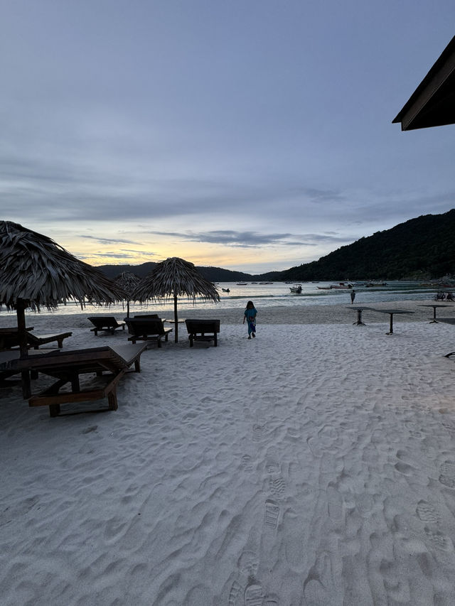 THE BEST RESORT IN LONG BEACH PULAU PERHENTIAN 