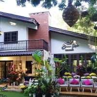 Baan Mae Cafe & Restaurant 