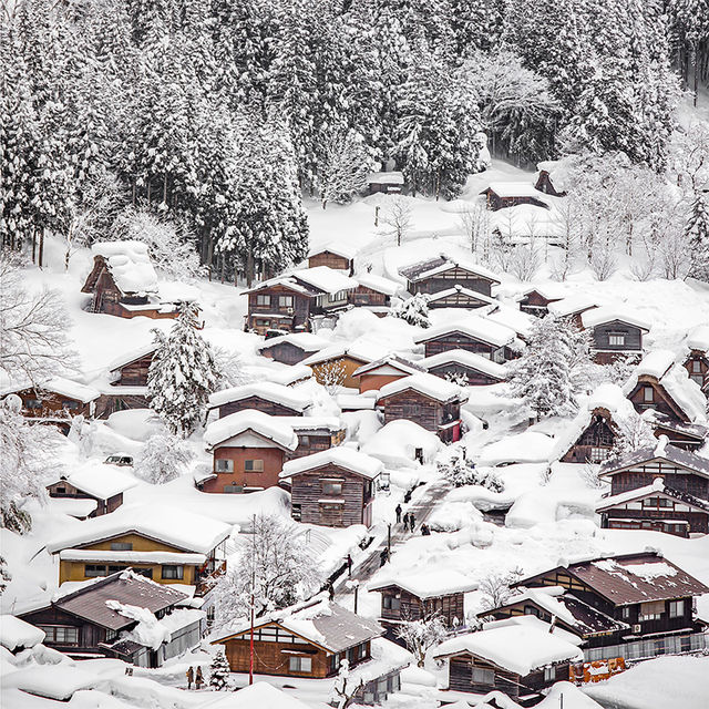 日本白川鄉合掌村感受童話般的雪國秘境