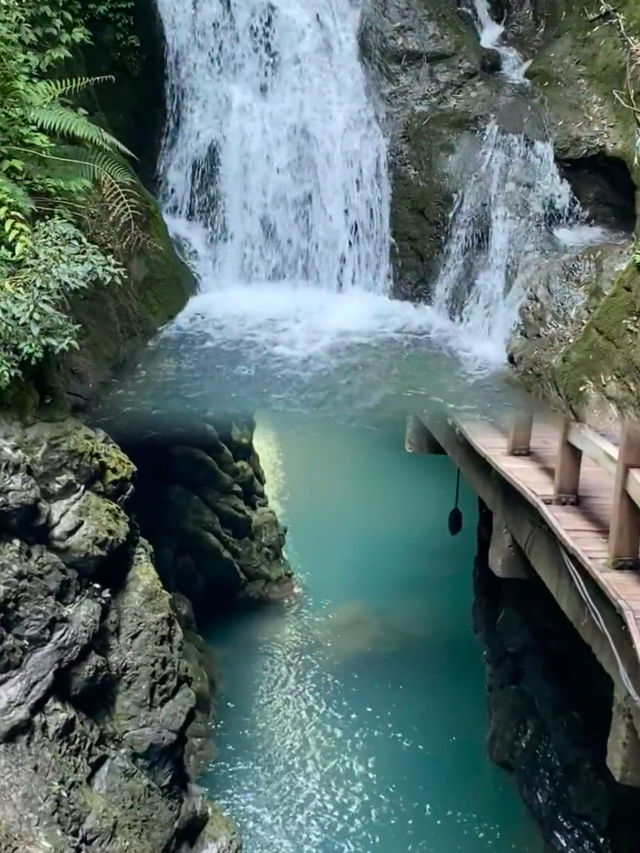 後悔沒早點發現，黑山谷居然這麼美！！