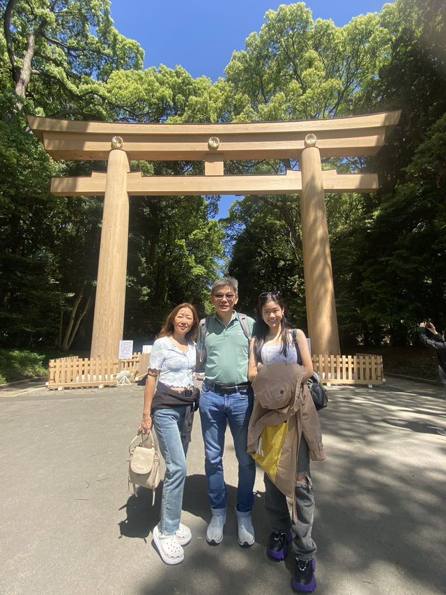 Meiji Jingu: A Serene Escape in the Heart of Tokyo