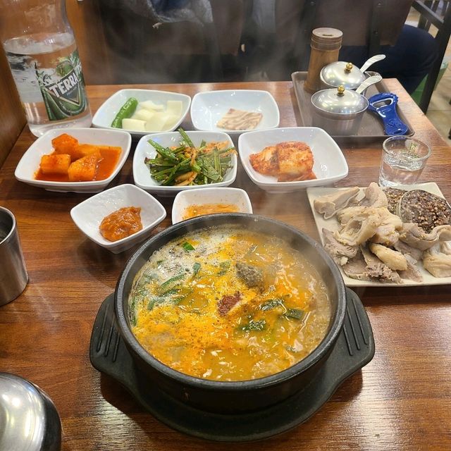 서울 영등포 맛집)영등포아바이순대국 - 영등포시장 순대국밥 맛집