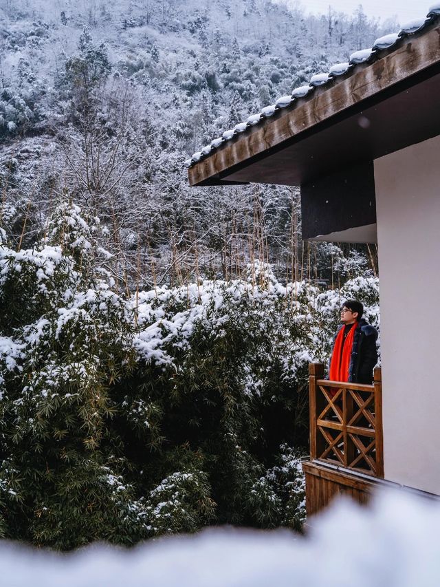 冰雪溫泉，冰火兩重天的震撼體驗