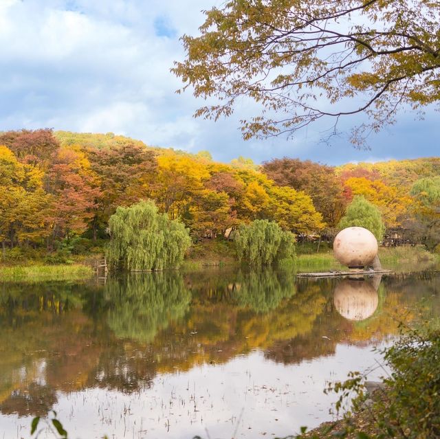 Beautiful Autumn of Korean Folk Village 