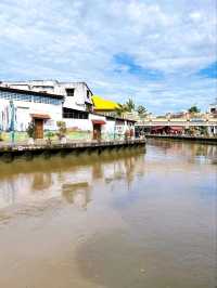 Ban Kheng Cafe: A Hidden Gem Along Melaka River