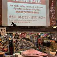 Witness Blue Fin Tuna Cutting at Wakayama’s Kuroshio Market