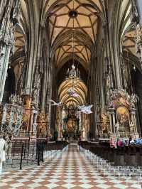 St. Stephen's Cathedral in Vienna⛪️