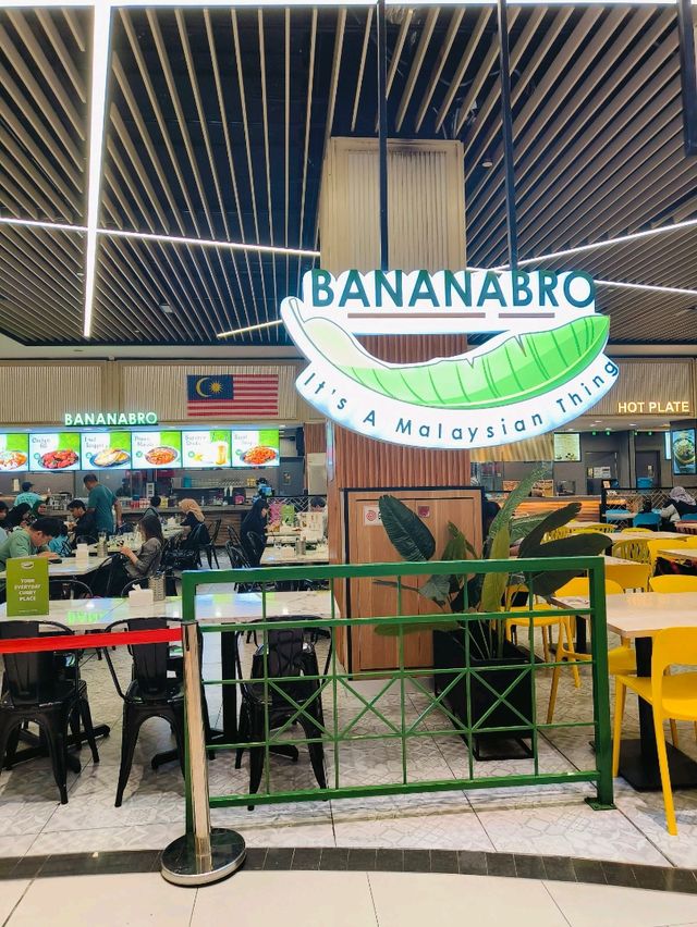 Refillable Banana Leaf Rice @ Bananabro