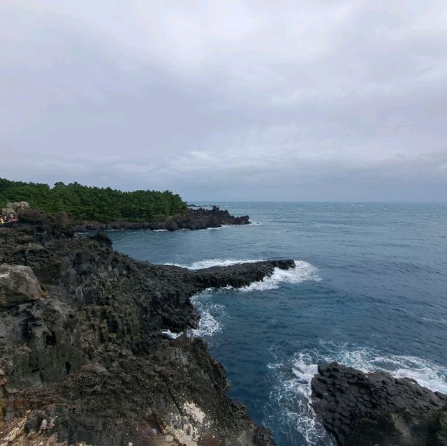 濟洲島柱狀節理帶🏞️天帝淵瀑布📸鳥島新緣橋🌁龍淵峽谷👣熱門打卡景點介紹👍