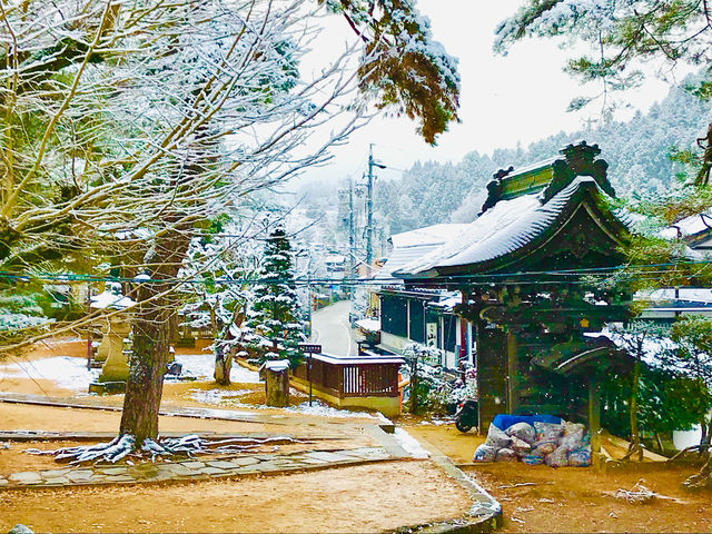 A cozy retreat from the winter chill 🇯🇵