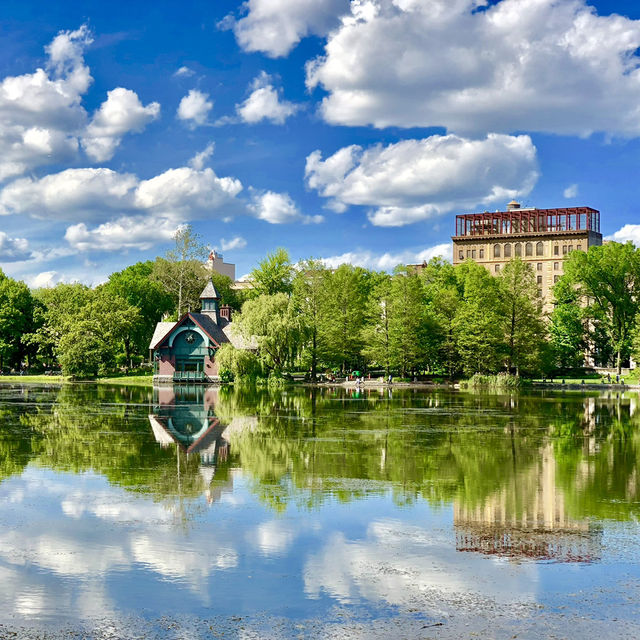 Serene Escapes at Harlem Meer