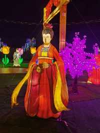 Explore the Illumi Light Show in Mississauga