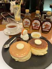 Ultimate fluffy pancakes