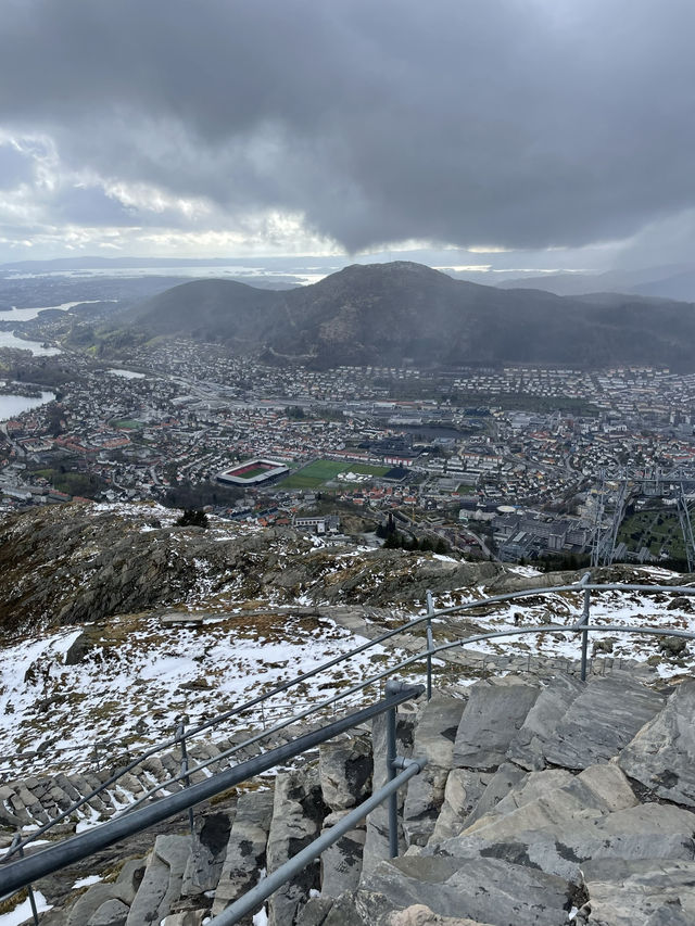 【卑爾根Bergen 行山路徑：挪威大自然和震撼的景觀！】